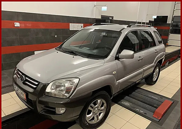 samochody osobowe Kia Sportage cena 22500 przebieg: 212000, rok produkcji 2007 z Stronie Śląskie